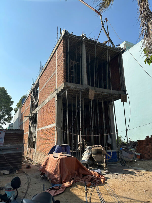 xây nhà phần thô